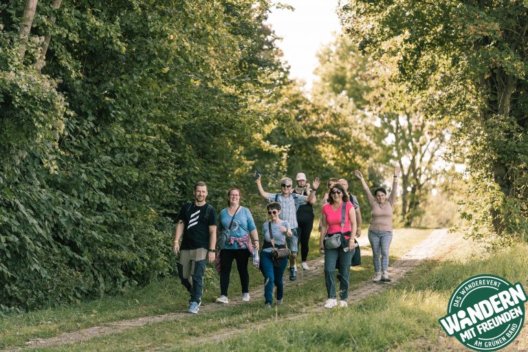 HEIMATALM_WANDERN_MIT_FREUNDEN_2025_FREITAG_LOGO_PHIL_WOLF_2025-39